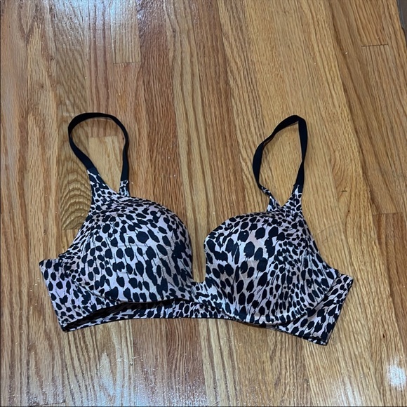 NWOT Victoria’s Secret push up bra - Picture 1 of 3